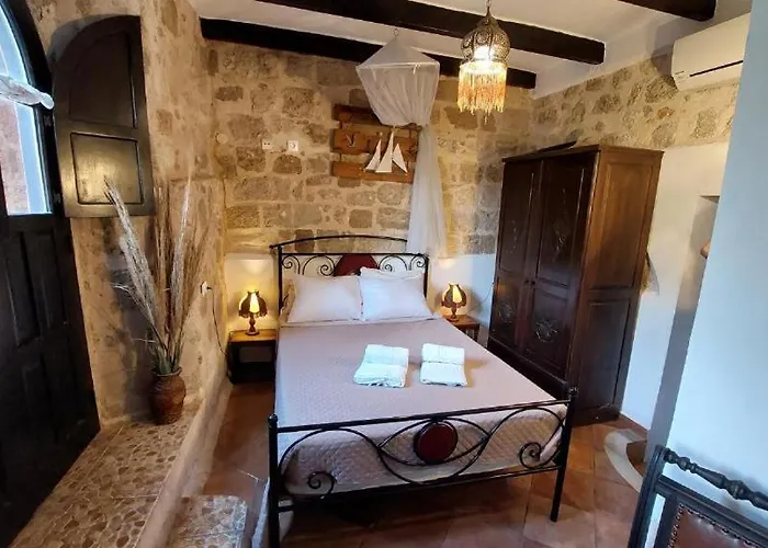 Hotel Saint Michel Old Town