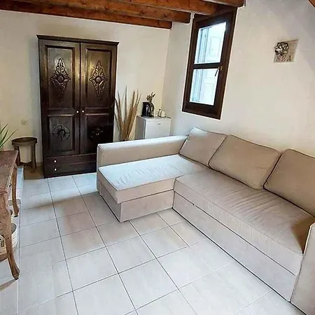 Saint Michel Collection - Old Town Hotel