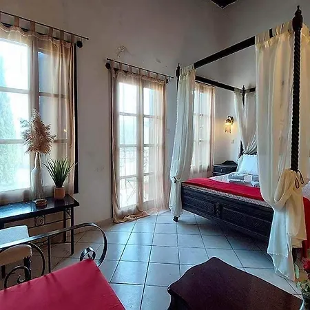 Saint Michel Otel 3*