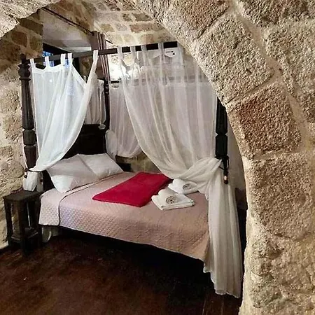 Saint Michel Hotell 3*