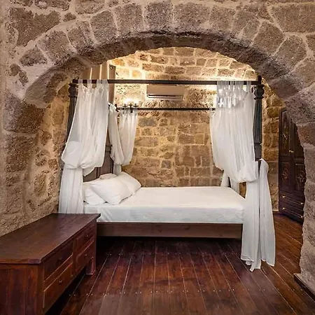 Saint Michel Collection - Old Town