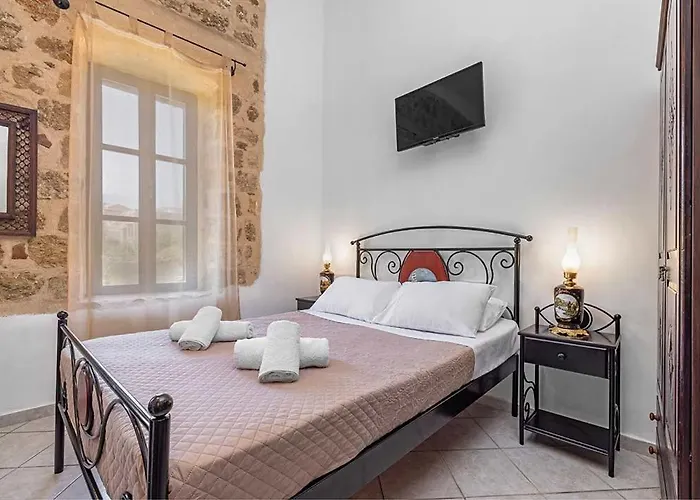 Saint Michel Old Town Hotel 3*