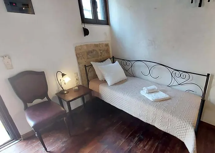 Saint Michel Old Town Hotel 3*